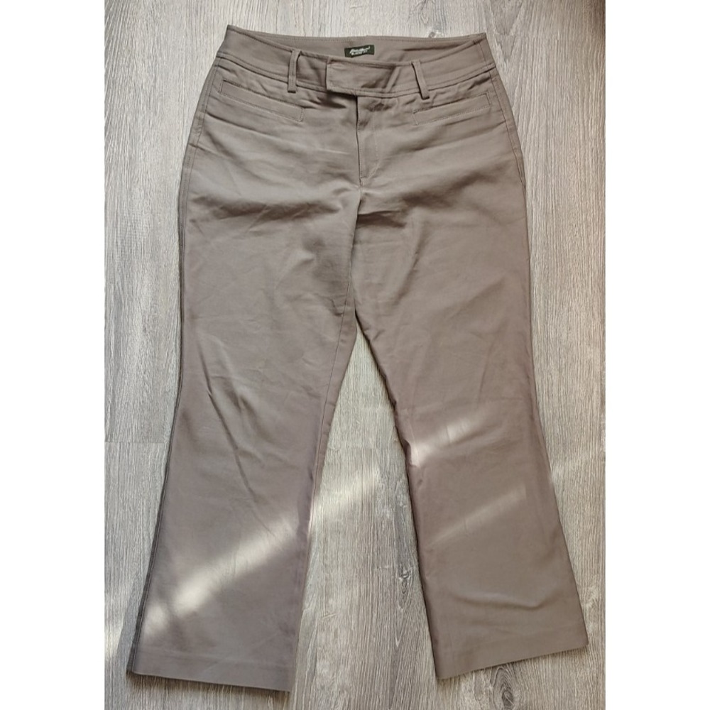 Women's Eddie Bauer Blakely Fit Size 10 Beige Pants Hook and Bar Belt Loops Zip